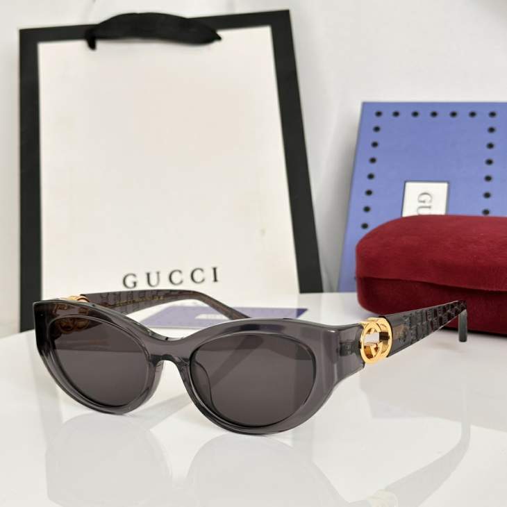 Picture of Gucci Sunglasses _SKUfw79398825fw